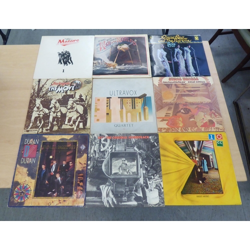 237 - Vinyl albums, mainly rock n pop: to include The Beatles, Blondie, Eurythmics, Dire Straits, Status Q... 