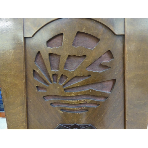 256 - A 1930s Art Deco walnut cased wireless with a decorative sunburst front and Bakelite knobs  18