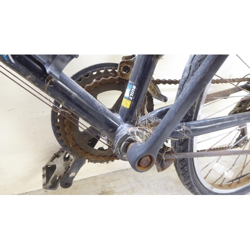 41 - A Universal Rapid Reactor 10 shimano gear technology mountain bike with 25