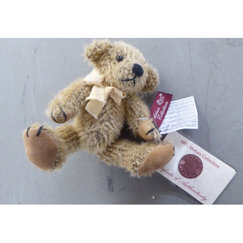 8 - Teddy bears: to include a Russ Bancroft Limited Edition 4863/10,000  8