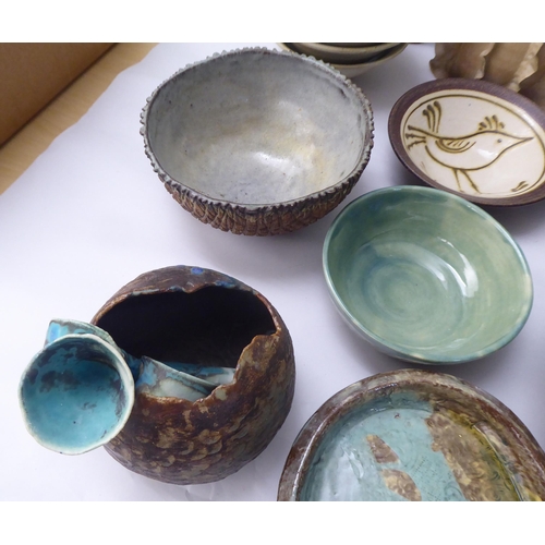 89 - Studio pottery, decorative items and tableware