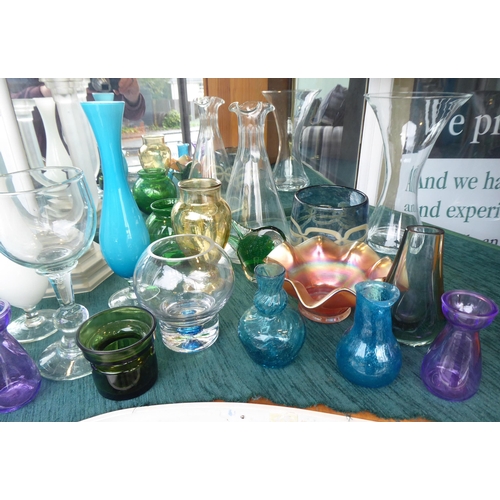 92 - Functional items: to include a ewer; coloured and clear art glass; and decorative ceramics