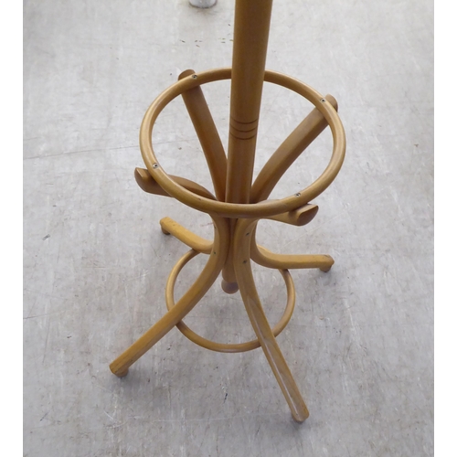 12 - A modern beech Bentwood hat/coat stand  77