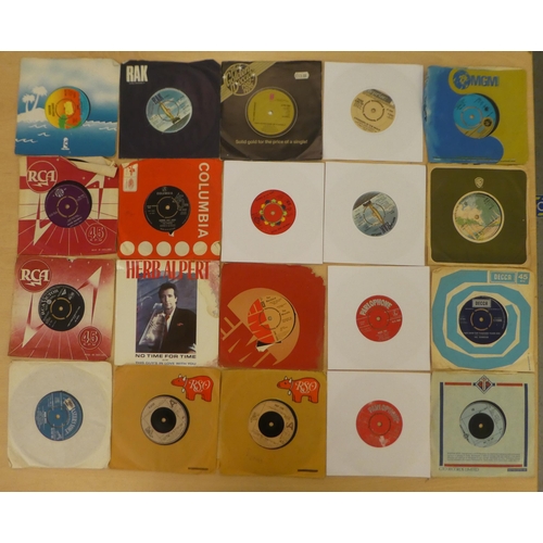 262 - 45rpm vinyl records: to include pop 'n' rock