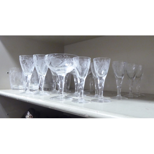 264 - A suite of Stuart crystal Richelieu Hop & Barley pattern glassware 