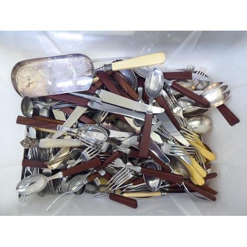 270 - Mainly 1970/80s retro design teak and other handled cutlery and flatware