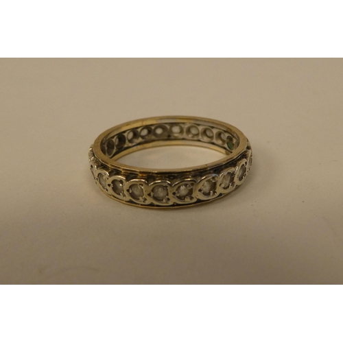 9 - Yellow metal items of personal ornament: to include a 9ct gold ring