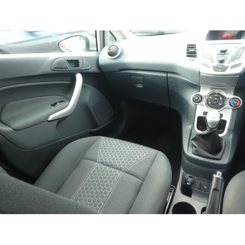 325 - A 2011 Ford Fiesta Zetec five door hatchback, registration no. LT11 XHY, in silver, 9263 recorded mi... 