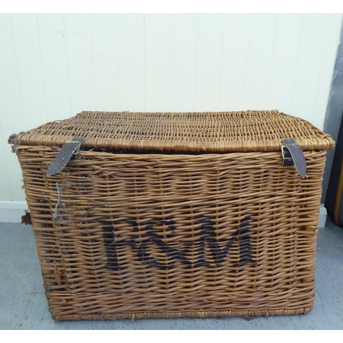 113 - Caned and wicker furniture: to include a Fortnum & Mason hamper  19