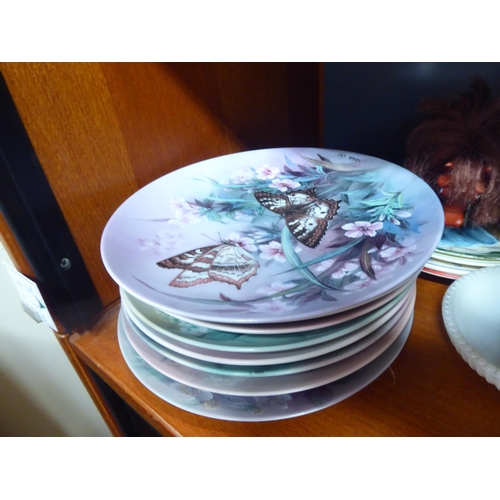 140 - Ceramics and glassware: to include a Gray & Sons child's china bowl  7