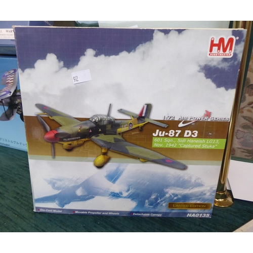 158 - Oxford and other diecast, mainly military aviation themed collectables: to include the 'Front Line S... 