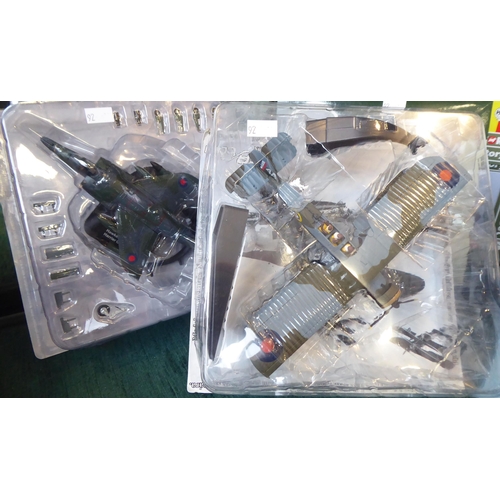 158 - Oxford and other diecast, mainly military aviation themed collectables: to include the 'Front Line S... 