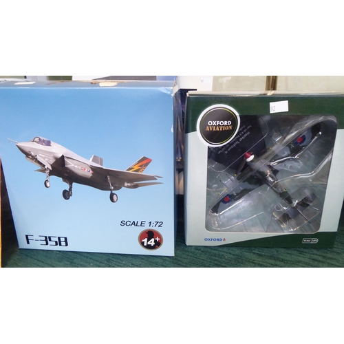 158 - Oxford and other diecast, mainly military aviation themed collectables: to include the 'Front Line S... 