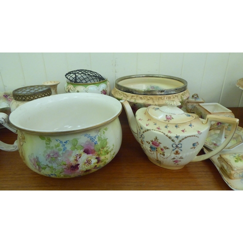 179 - Ceramics: to include a late Victorian Imperial Windsor china wash jug and bowl  17