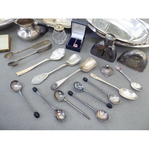 198 - Silver plate and other tableware: to include an entrée dish with a burner stand 