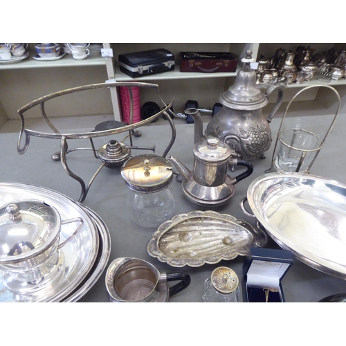 198 - Silver plate and other tableware: to include an entrée dish with a burner stand 