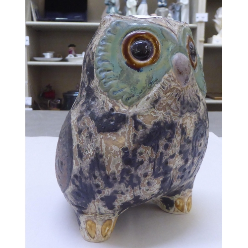 279 - A Lladro porcelain model, an owl  5