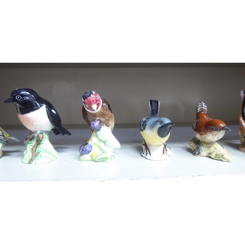 301 - Beswick hedgerow china bird ornaments: to include 'Stonechat'  3