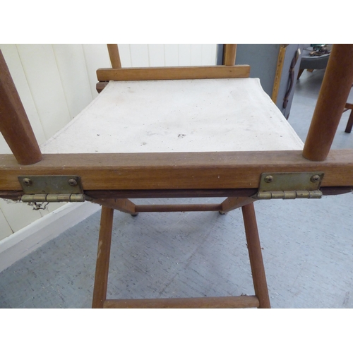 94 - Small furniture: to include two early 20thC beech framed, twin bar back bedroom chairs