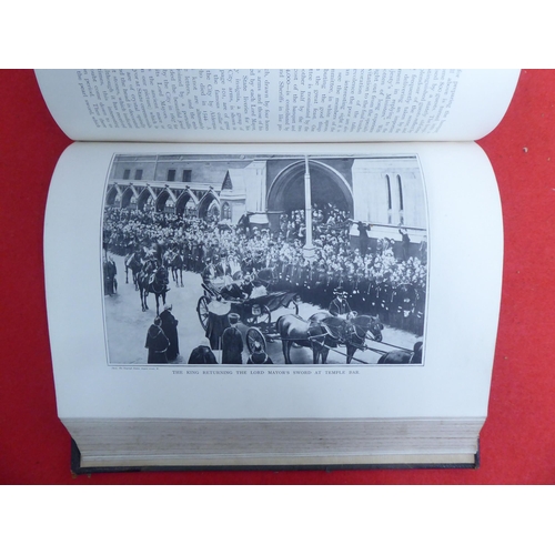 217 - Book: 'Living London'  edited by George R Sims  1901, in one volume