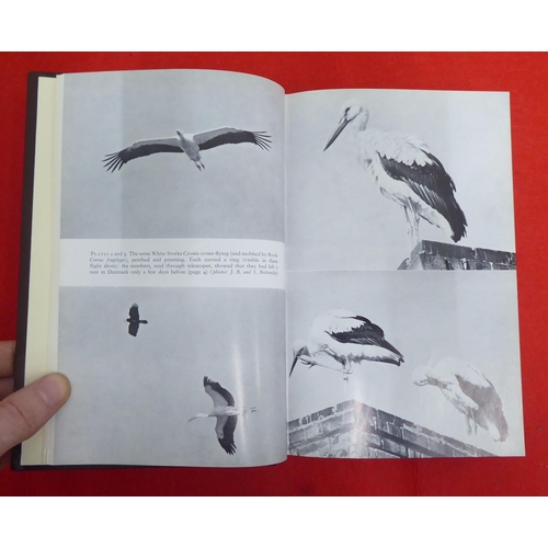 221 - Uncollated 'British Bird Annuals' by Nicholson & Colleagues from 1946-1973, in eighteen volumes