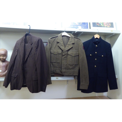 220 - Military uniforms: to include British Army examples(Please Note: this lot is subject to the statemen... 