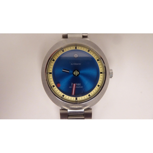 241 - A Zodiac Astrographic stainless steel cased, automatic bracelet wristwatch, faced by a baton dial, i... 