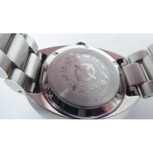 241 - A Zodiac Astrographic stainless steel cased, automatic bracelet wristwatch, faced by a baton dial, i... 