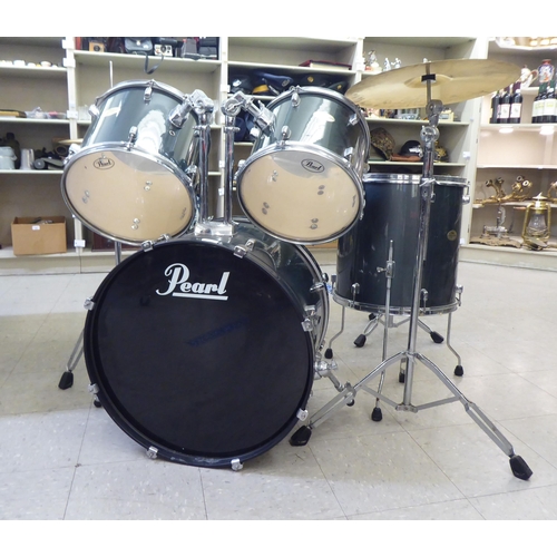 360 - A Pearl Forum Series five piece drum kit with seat and drumsticks