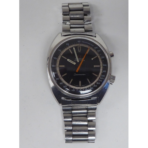 427 - A 1970s Omega Seamaster mechanical Chronostop stainless steel cased bracelet wristwatch, faced by a ... 