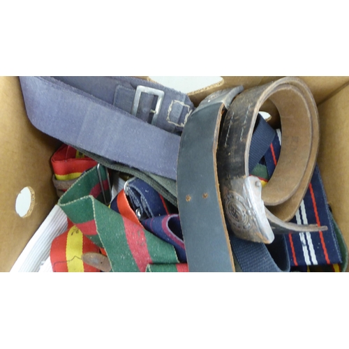 158 - Miscellaneous military and related uniform webbing and similar uniform belts (Please Note: this... 