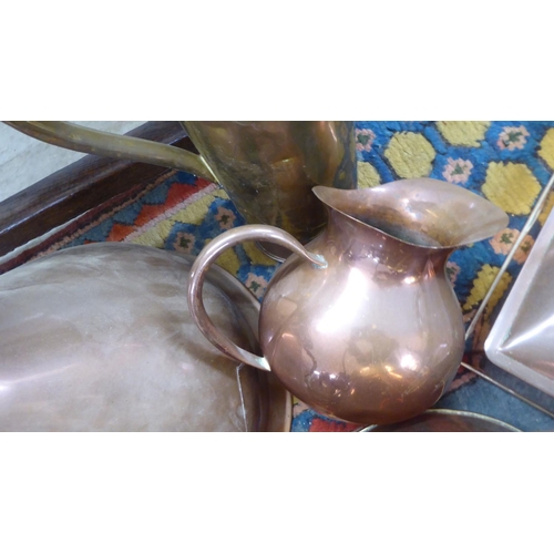 159 - Mainly 19thC metalware: to include a square copper kettle 