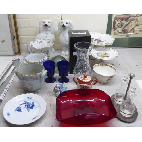 183 - Ceramics and glassware: to include a Copenhagen porcelain plate  8