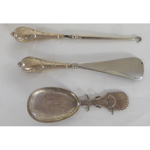 184 - Silver and white metal collectables: to include two Christening egg cups and spoons  boxed  mixed ma... 