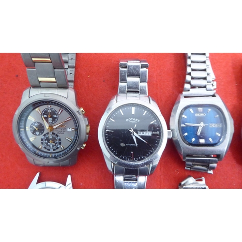 28 - Variously cased and strapped wristwatches