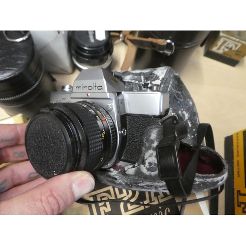 349 - Photographic equipment: to include a Mamiya RB67 Pro camera