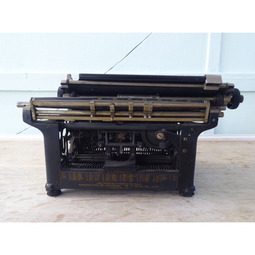 215 - A vintage Underwood manual typewriter