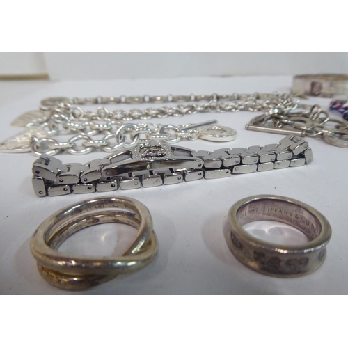 136 - Silver and white metal jewellery: to include examples by Tiffany & Co