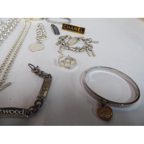 158 - Silver and white metal jewellery: to include examples by Gucci