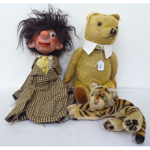 110 - Toys: to include a Teddy bear, in gold mohair with mobile limbs  21