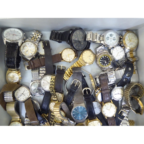 122 - Variously cased and strapped automatic and other wristwatches 