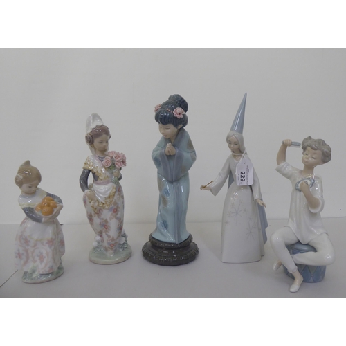 229 - Five Lladro figures: to include a young girl, dressed in a kimono  11