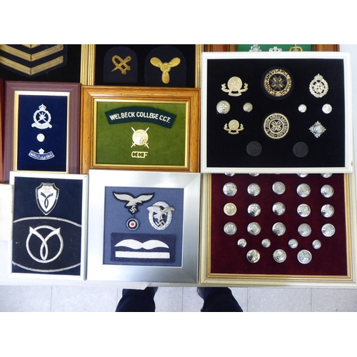 268 - Military badges and buttons, mostly mounted on boards(Please Note: this lot is subject to the statem... 