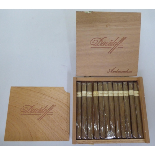 55 - Cigars: to include examples by Medallion Petit Corona