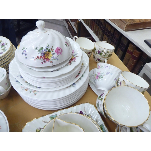 76 - Ceramics: to include a Royal Doulton china Arcadia pattern tea set