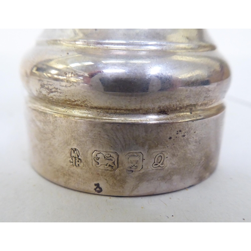 86 - Silver collectables: to include a Peter Piper pepper mill  London marks indistinct