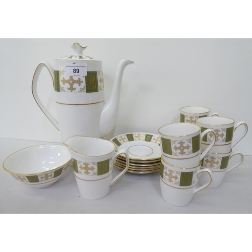 89 - Mixed ceramics: to include a six piece Spode Persia pattern coffee set; and a Royal Crown Derby Imar... 