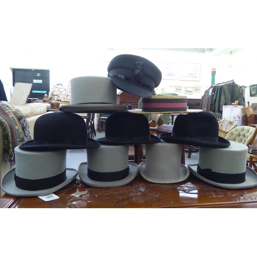 307 - Formal hats: to include a grey top hat  size 7.5/8