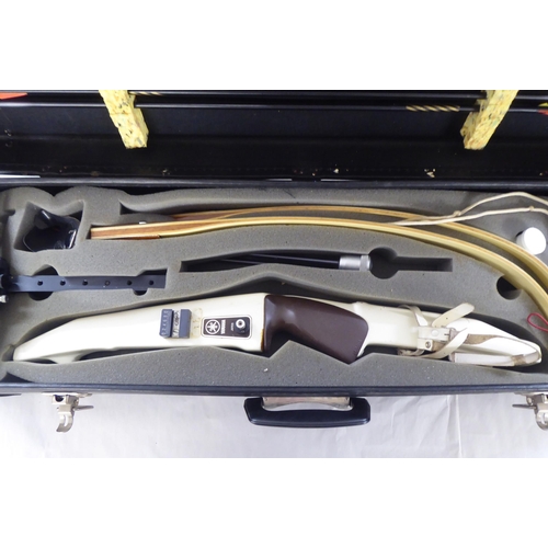 14 - A Yamaha YTD 66 bow and arrow set  cased