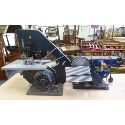 264 - A Powerline bandsaw; and a Ferm bench grinder 